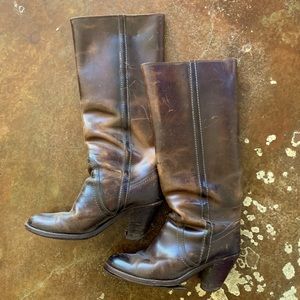 Size 6 Frye Heeled Boots (Brown)
